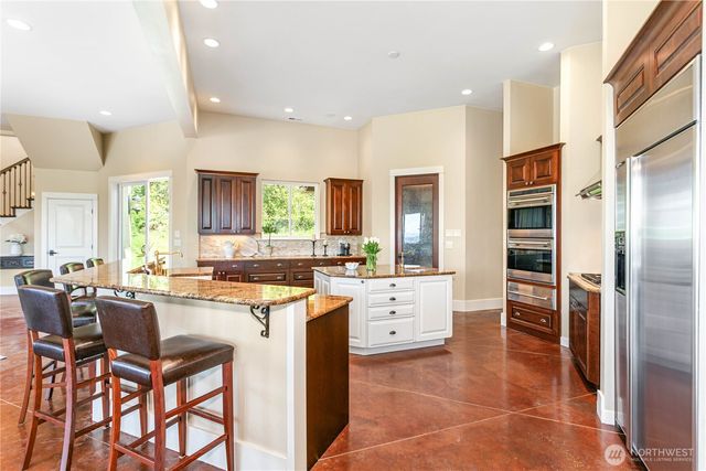 1880 Vineyard Place, Bellingham, WA 98226