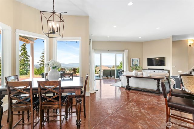 1880 Vineyard Place, Bellingham, WA 98226