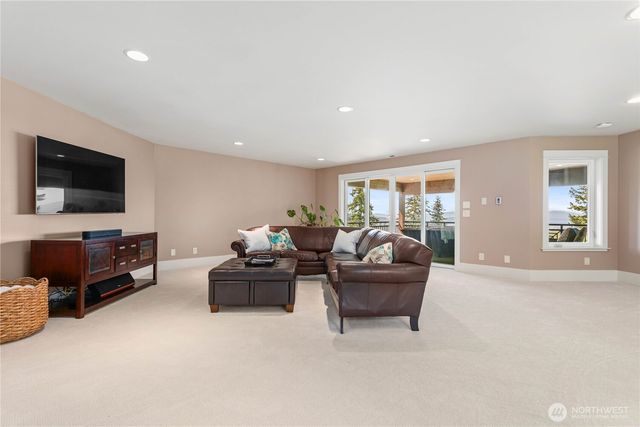 1880 Vineyard Place, Bellingham, WA 98226