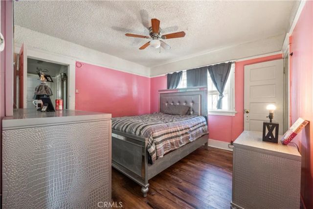 1320 W 58th Place, Los Angeles, CA 90044