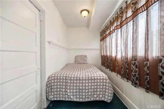 1320 W 58th Place, Los Angeles, CA 90044