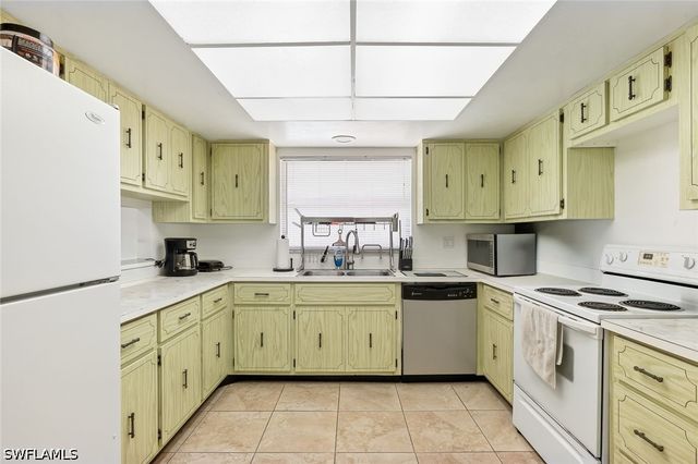 513 SE 24th AVE 1-4, Cape Coral, FL 33990