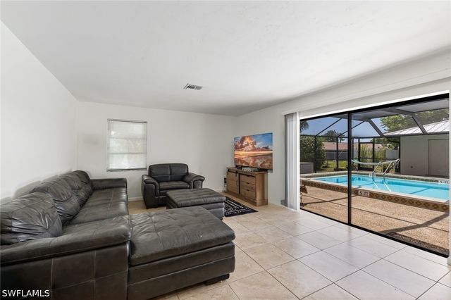 513 SE 24th AVE 1-4, Cape Coral, FL 33990