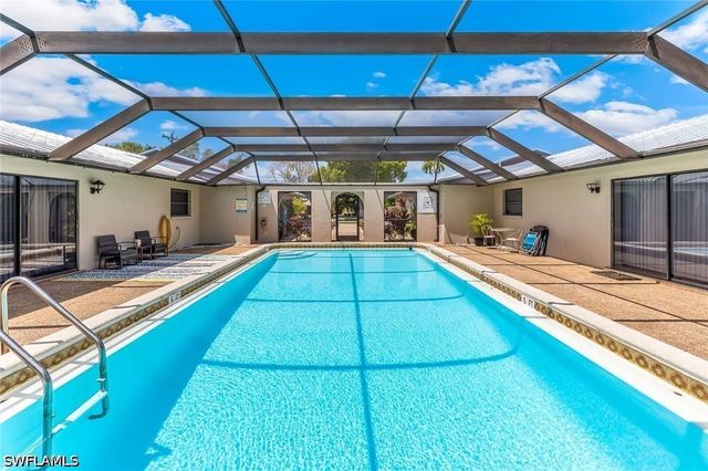 513 SE 24th AVE 1-4, Cape Coral, FL 33990