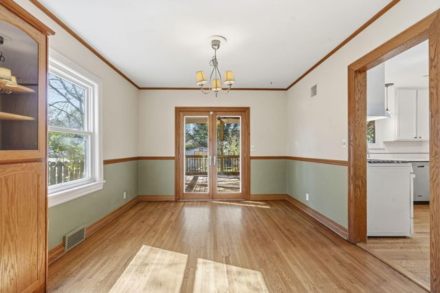 630 E Stanford Street, Springfield, MO 65807