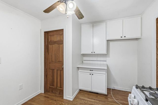 630 E Stanford Street, Springfield, MO 65807