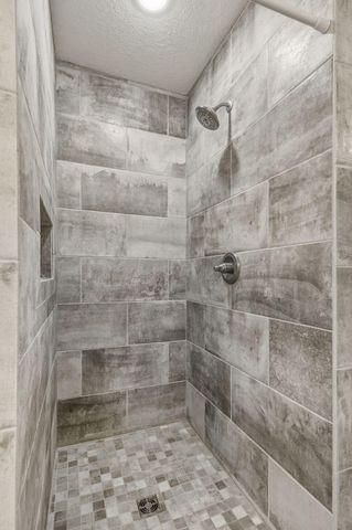 630 E Stanford Street, Springfield, MO 65807