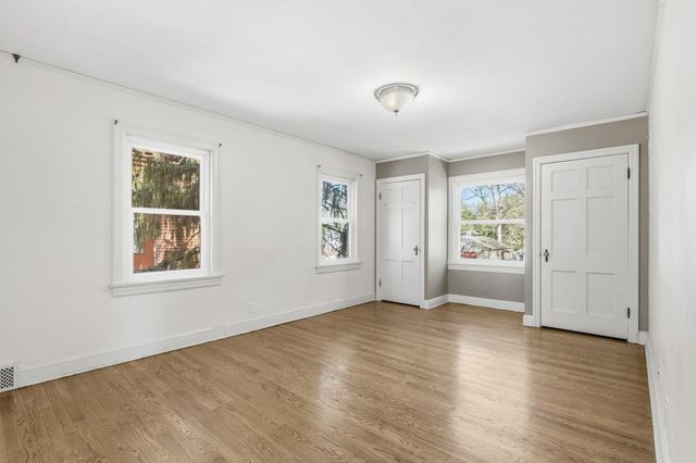 630 E Stanford Street, Springfield, MO 65807