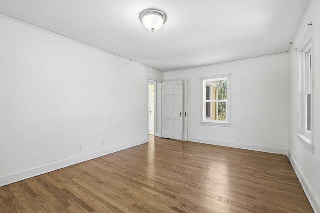 630 E Stanford Street, Springfield, MO 65807