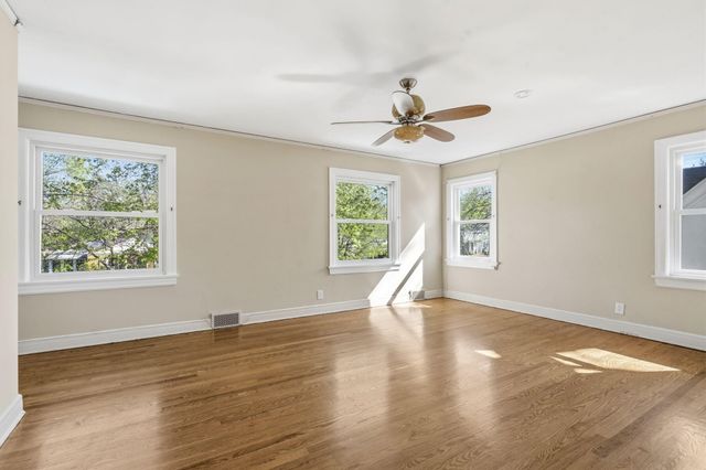 630 E Stanford Street, Springfield, MO 65807