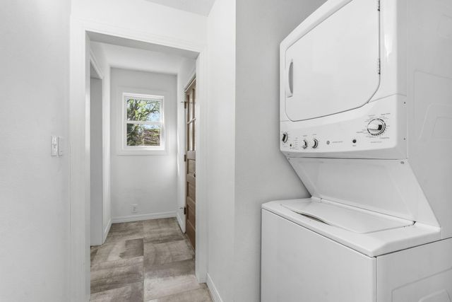 630 E Stanford Street, Springfield, MO 65807