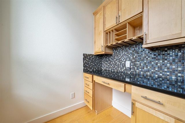 194 Harvard Street, Houston, TX 77007