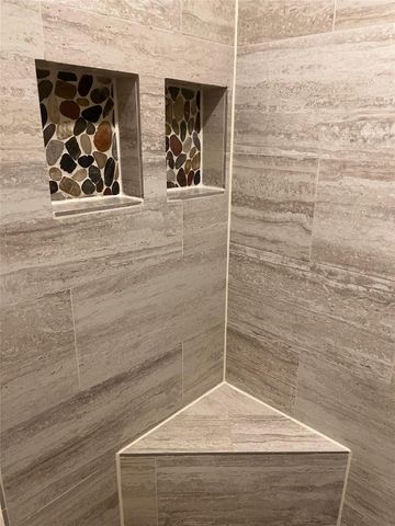 194 Harvard Street, Houston, TX 77007