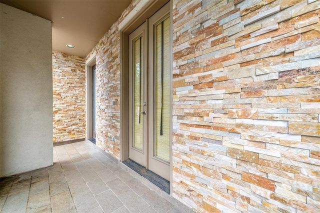 194 Harvard Street, Houston, TX 77007