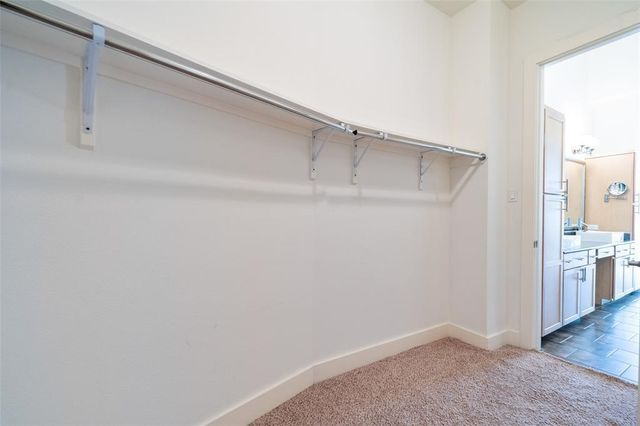 194 Harvard Street, Houston, TX 77007