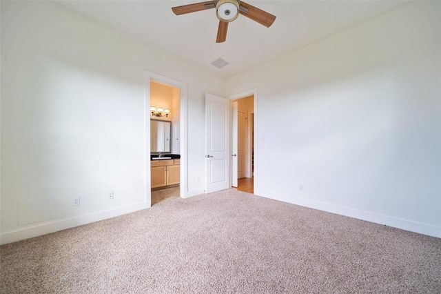 194 Harvard Street, Houston, TX 77007