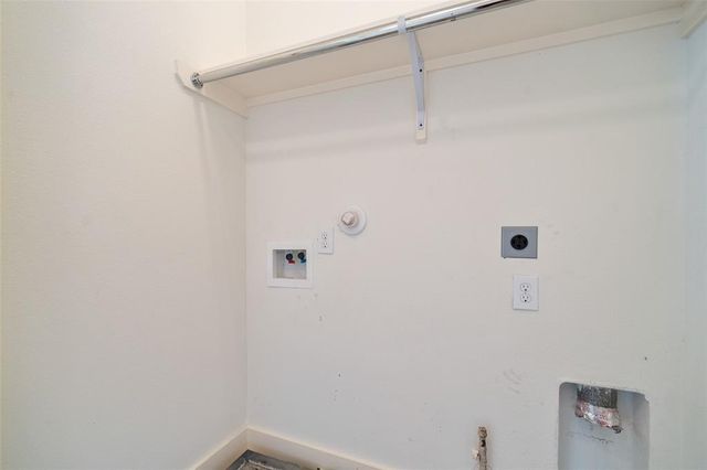 194 Harvard Street, Houston, TX 77007