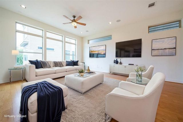 194 Harvard Street, Houston, TX 77007