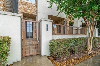 194 Harvard Street, Houston, TX 77007