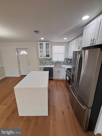 7825 RUGBY ST, Philadelphia, PA 19150