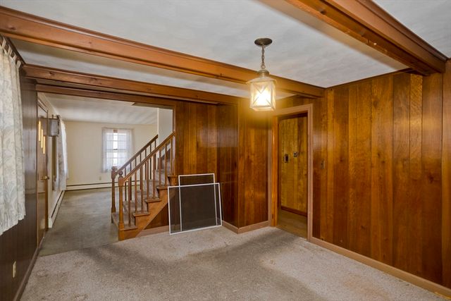 20 Southgate Ave, Westfield, MA 01085