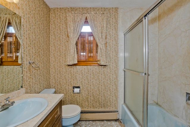 20 Southgate Ave, Westfield, MA 01085