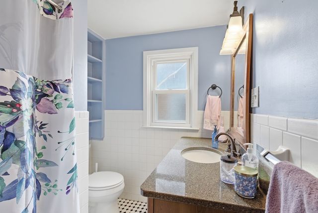 320 Bartley Ave, Mansfield, OH 44903