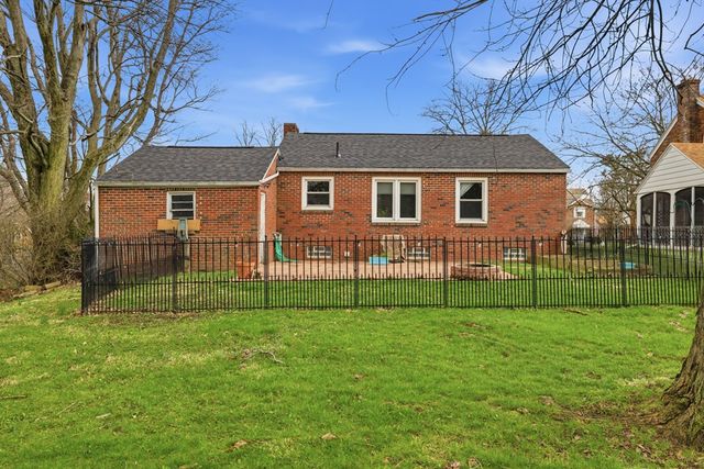 320 Bartley Ave, Mansfield, OH 44903