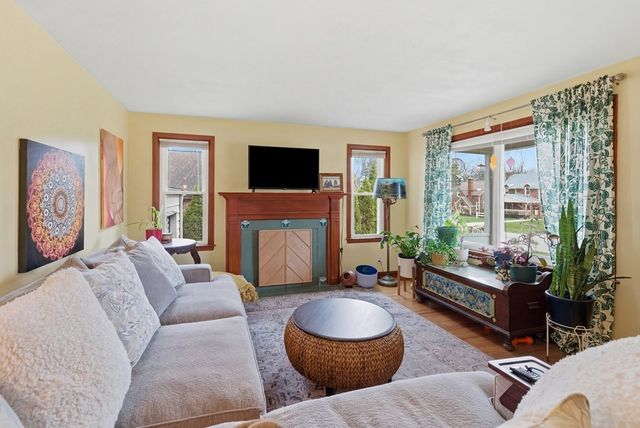 320 Bartley Ave, Mansfield, OH 44903