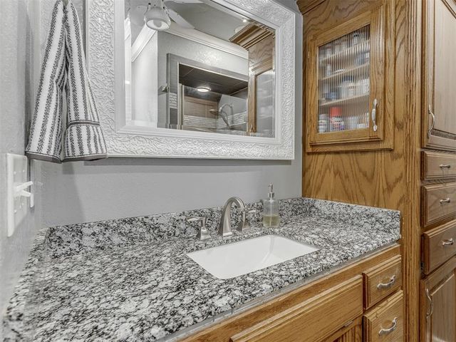 859 S Morgan Road, Blanchard, OK 73010