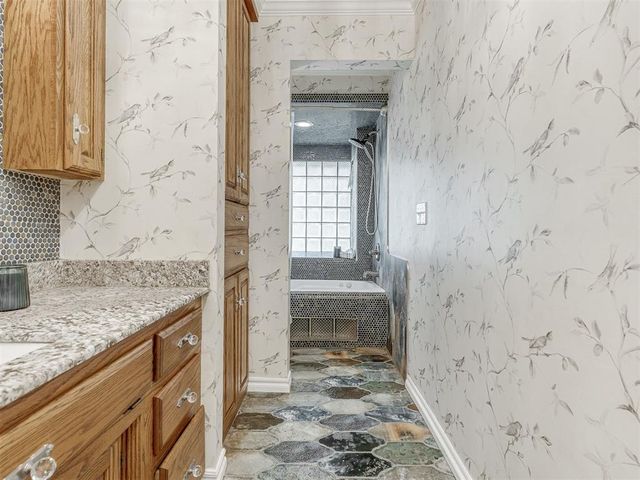 859 S Morgan Road, Blanchard, OK 73010