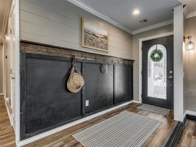 859 S Morgan Road, Blanchard, OK 73010