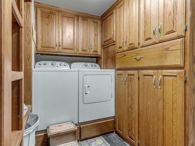 859 S Morgan Road, Blanchard, OK 73010