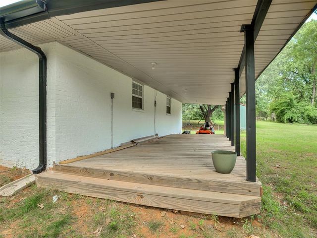 859 S Morgan Road, Blanchard, OK 73010