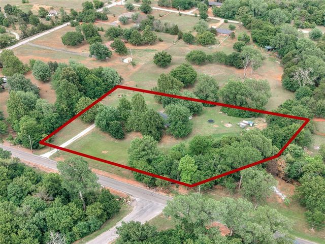 859 S Morgan Road, Blanchard, OK 73010