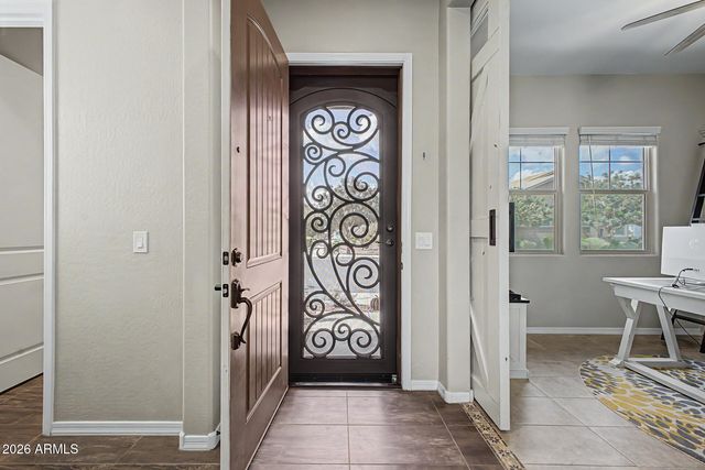 3041 S SOHO Lane, Chandler, AZ 85286