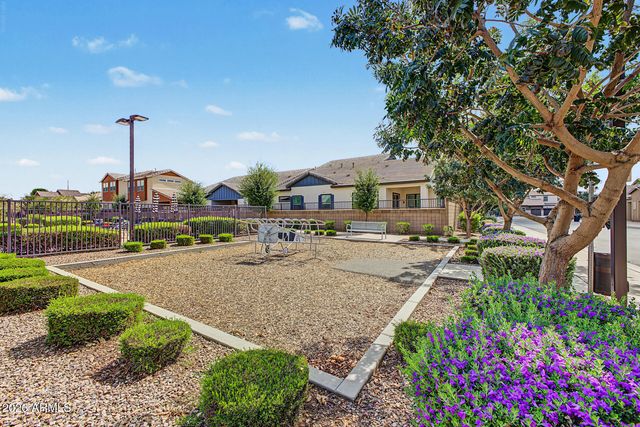 3041 S SOHO Lane, Chandler, AZ 85286