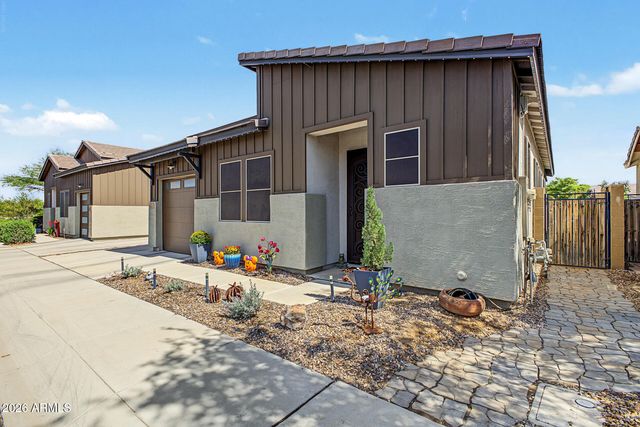 3041 S SOHO Lane, Chandler, AZ 85286