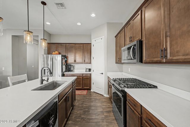 3041 S SOHO Lane, Chandler, AZ 85286