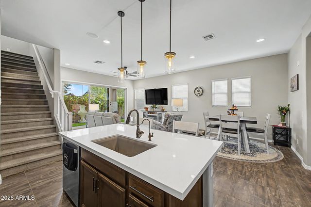 3041 S SOHO Lane, Chandler, AZ 85286