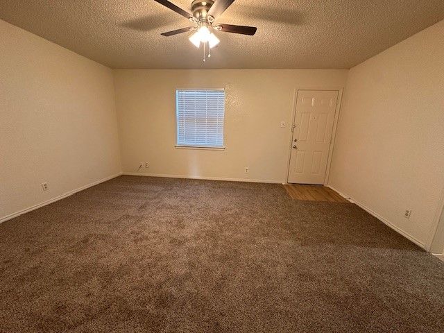 841 White Rock Street 843, Saginaw, TX 76179