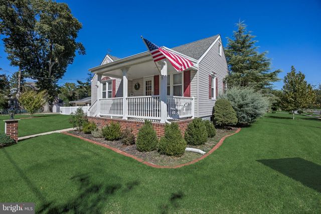 401 N CLINTON AVE, Wenonah, NJ 08090