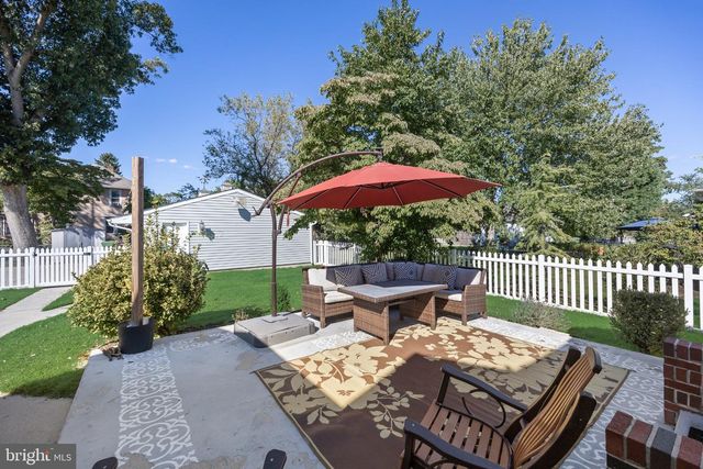 401 N CLINTON AVE, Wenonah, NJ 08090
