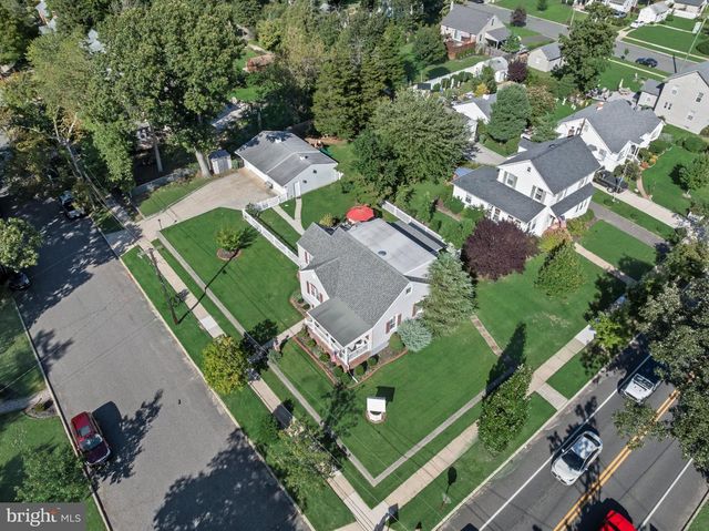 401 N CLINTON AVE, Wenonah, NJ 08090