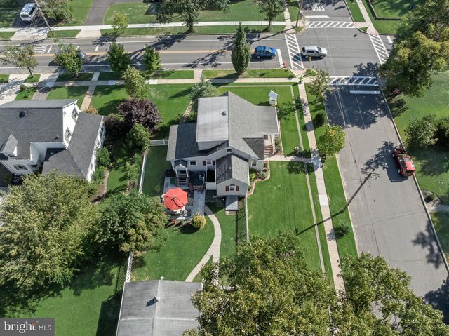 401 N CLINTON AVE, Wenonah, NJ 08090