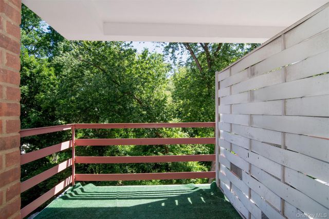 1111 Midland Avenue 2C, Bronxville, NY 10708