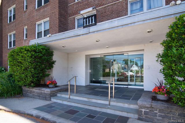 1111 Midland Avenue 2C, Bronxville, NY 10708