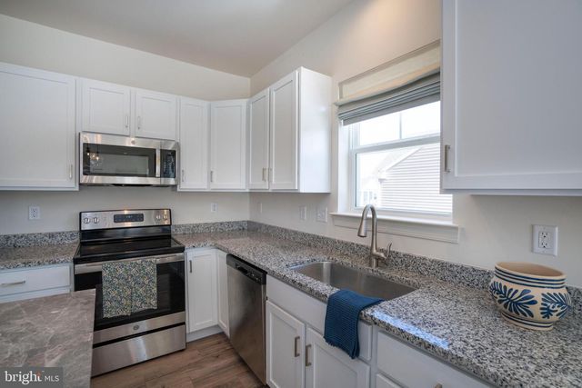 453 FAWN VALLEY RD, State College, PA 16803