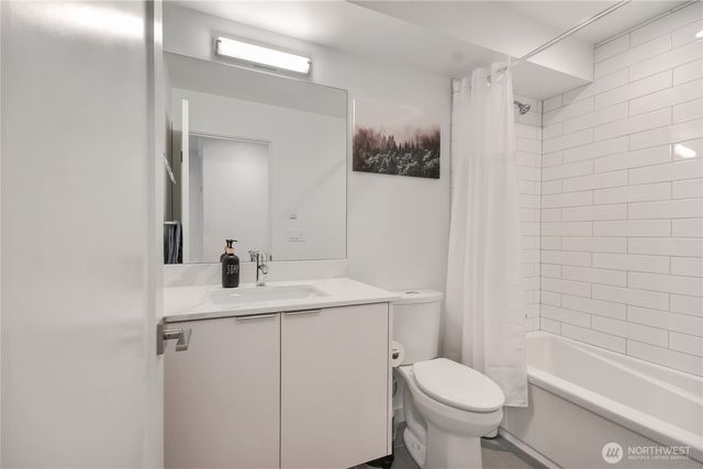 3025 62nd Avenue SW, Seattle, WA 98116
