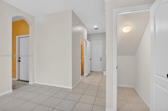 445 Rainbow Springs Ter, Royal Palm Beach, FL 33411